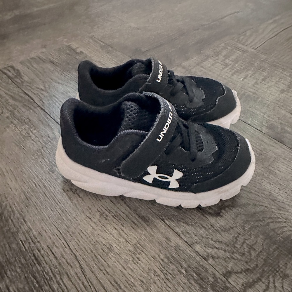 Toddler Under Armour shoes